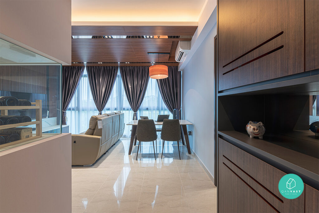 Stylish modern entrance cabinet designed for Symphony Suites at 17 Yishun Close, featuring sleek lines, high-quality materials, and ample storage space for shoes and accessories, perfect for creating an organized and elegant entryway.