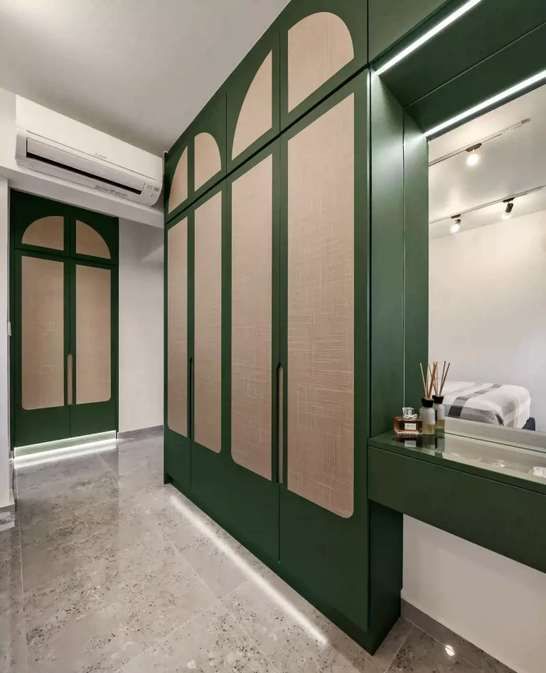 contemporary electic green built in wardrobe 101a bidadari park drive 2nd project